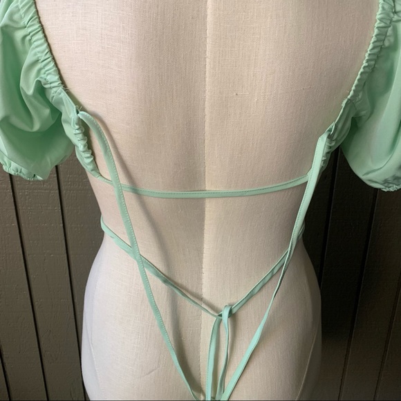 Shein Green Back Crisscross Crop Top Size Large - Picture 4 of 7